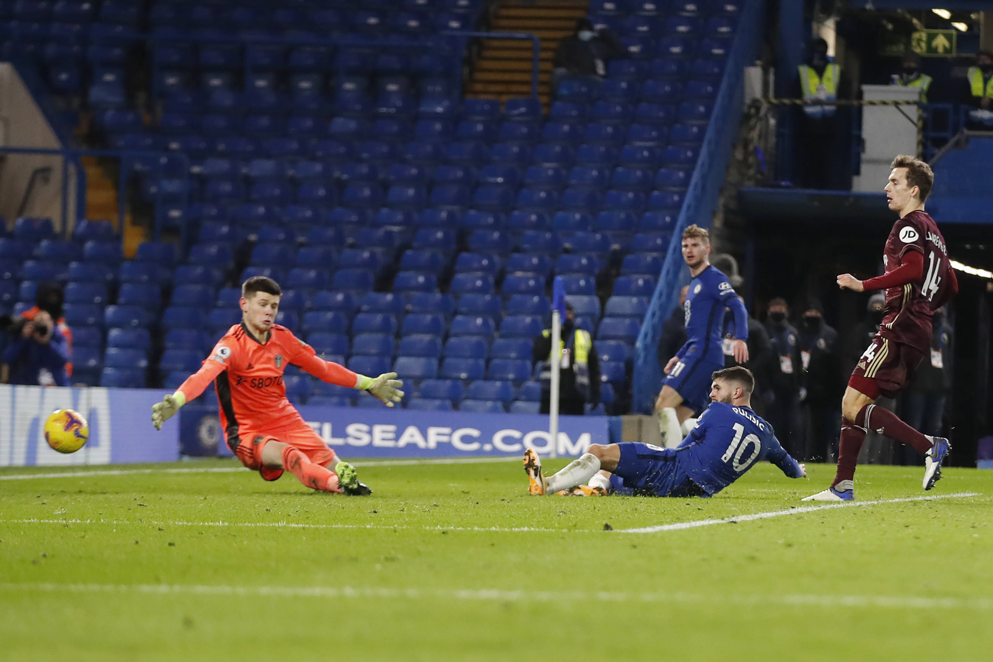 的表现息息 的表现息息